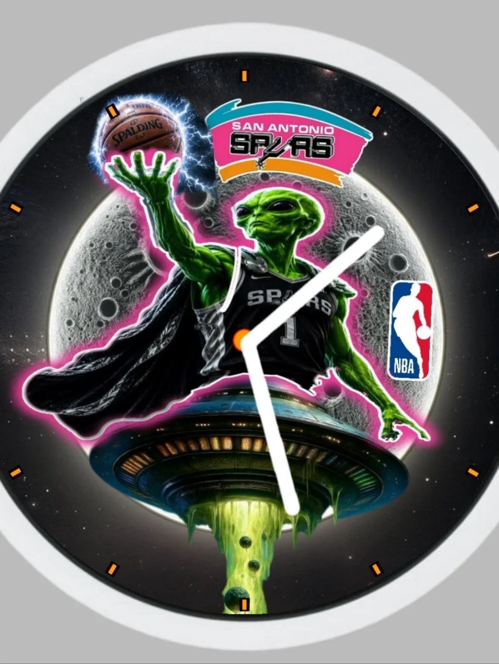 San Antonio Spurs Alien Basketball Wall Clock - Green